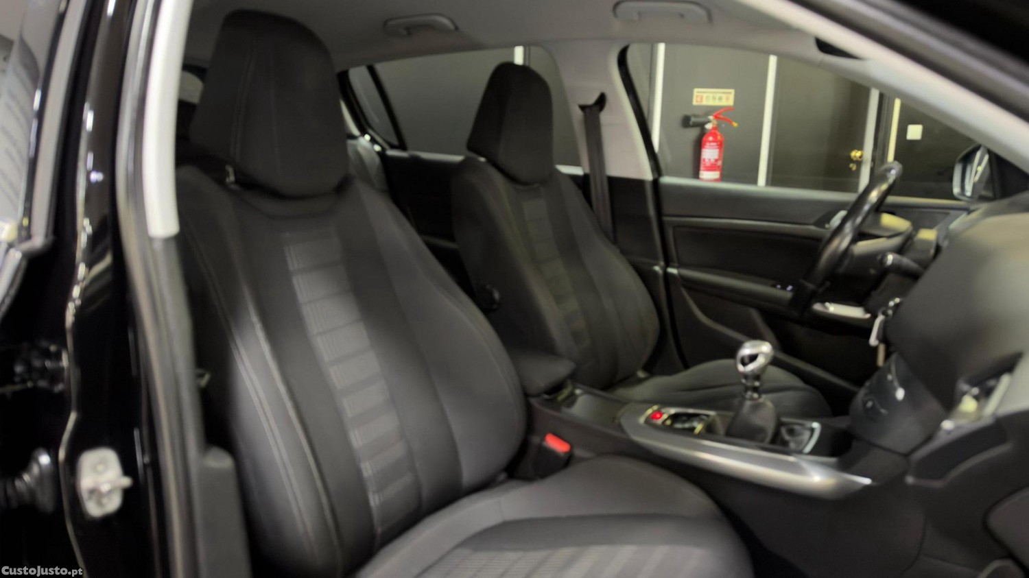 Peugeot 308 e-HDi FAP 110 Stop&Start Allure — fotografia 12