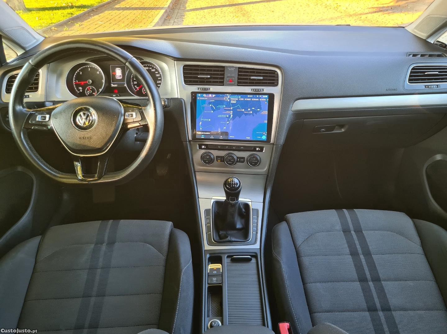 Volkswagen Golf 7 GPS A/C Económico — fotografia 6