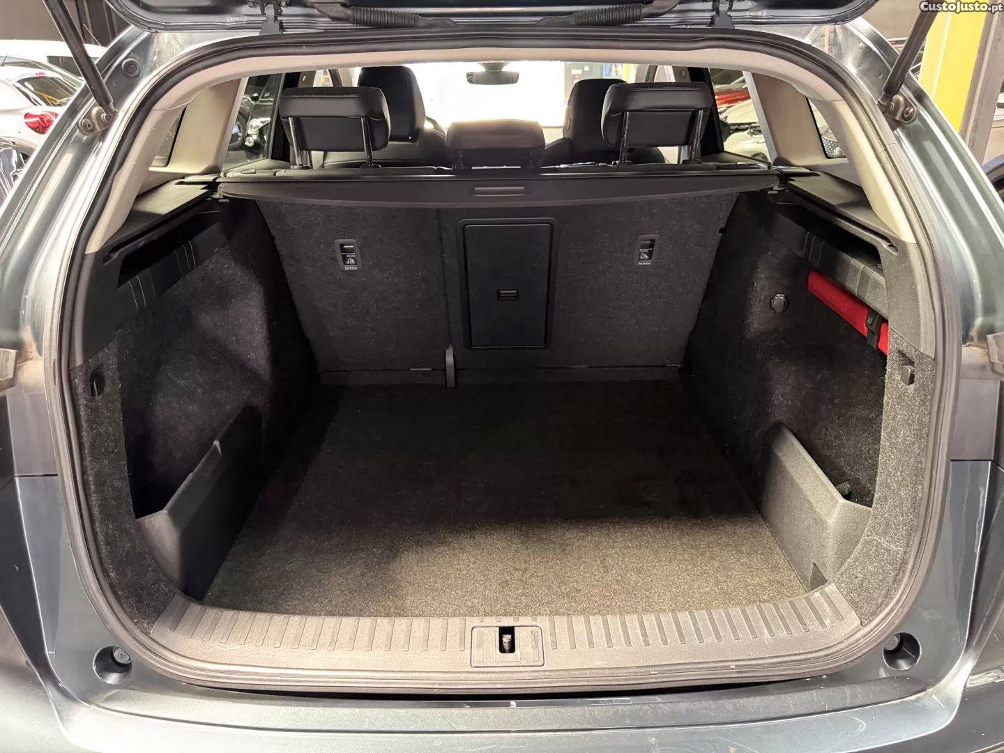 Skoda Enyaq Iv 60 — fotografia 4