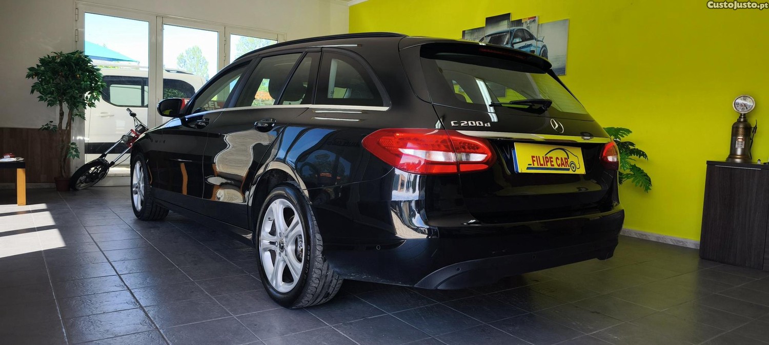Mercedes-Benz C 200 CDI ELEGANCE — fotografia 17