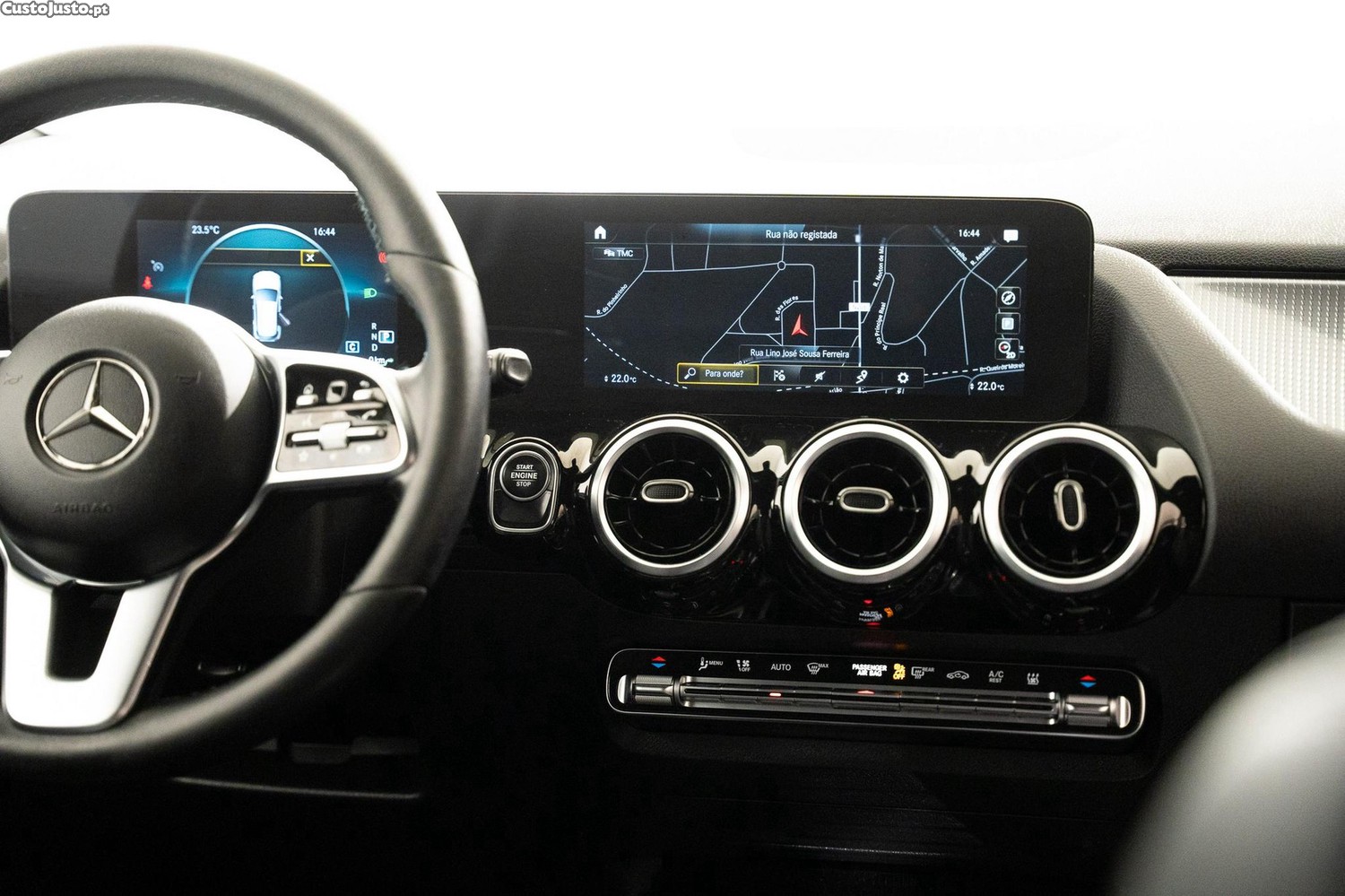 Mercedes-Benz GLA 250 e Progressive — fotografia 19