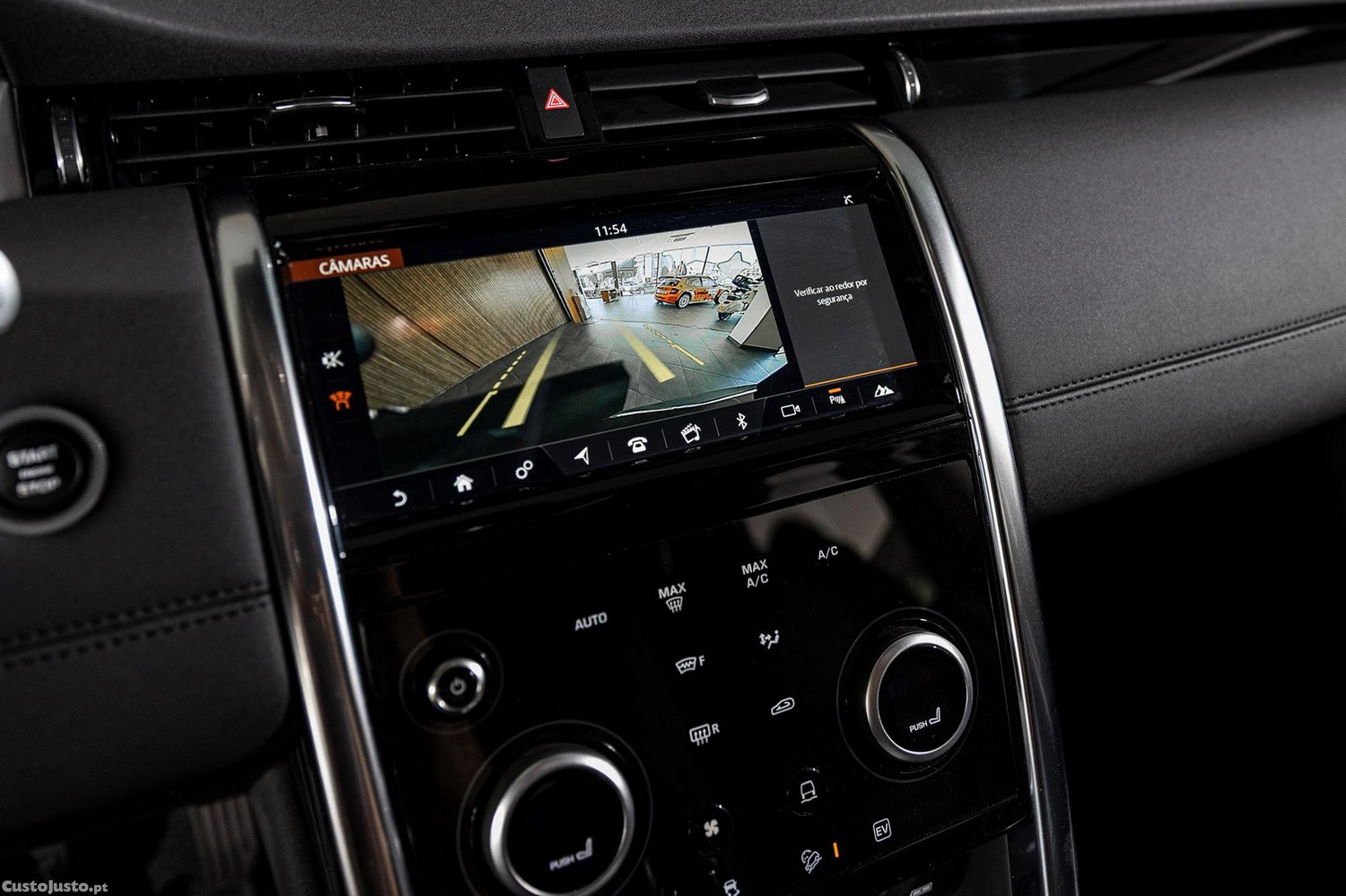 Land Rover Discovery Sport 1.5 I3 P300e AWD R-Dynamic S — fotografia 15