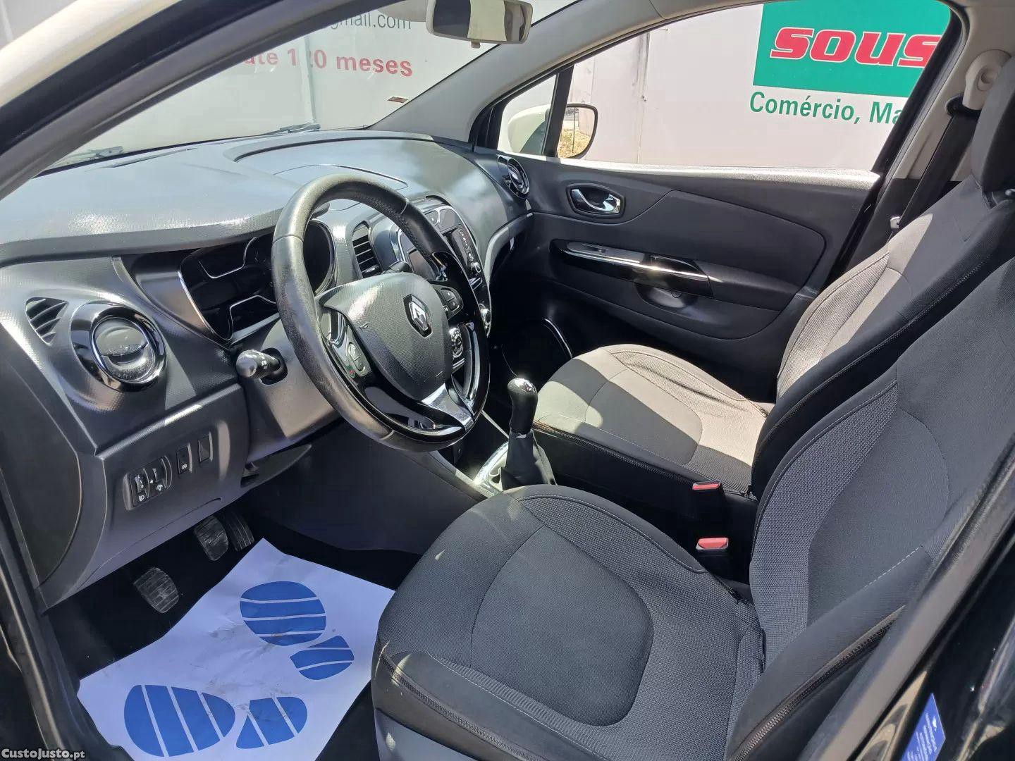Renault Captur 1.5 dci expression — fotografia 11