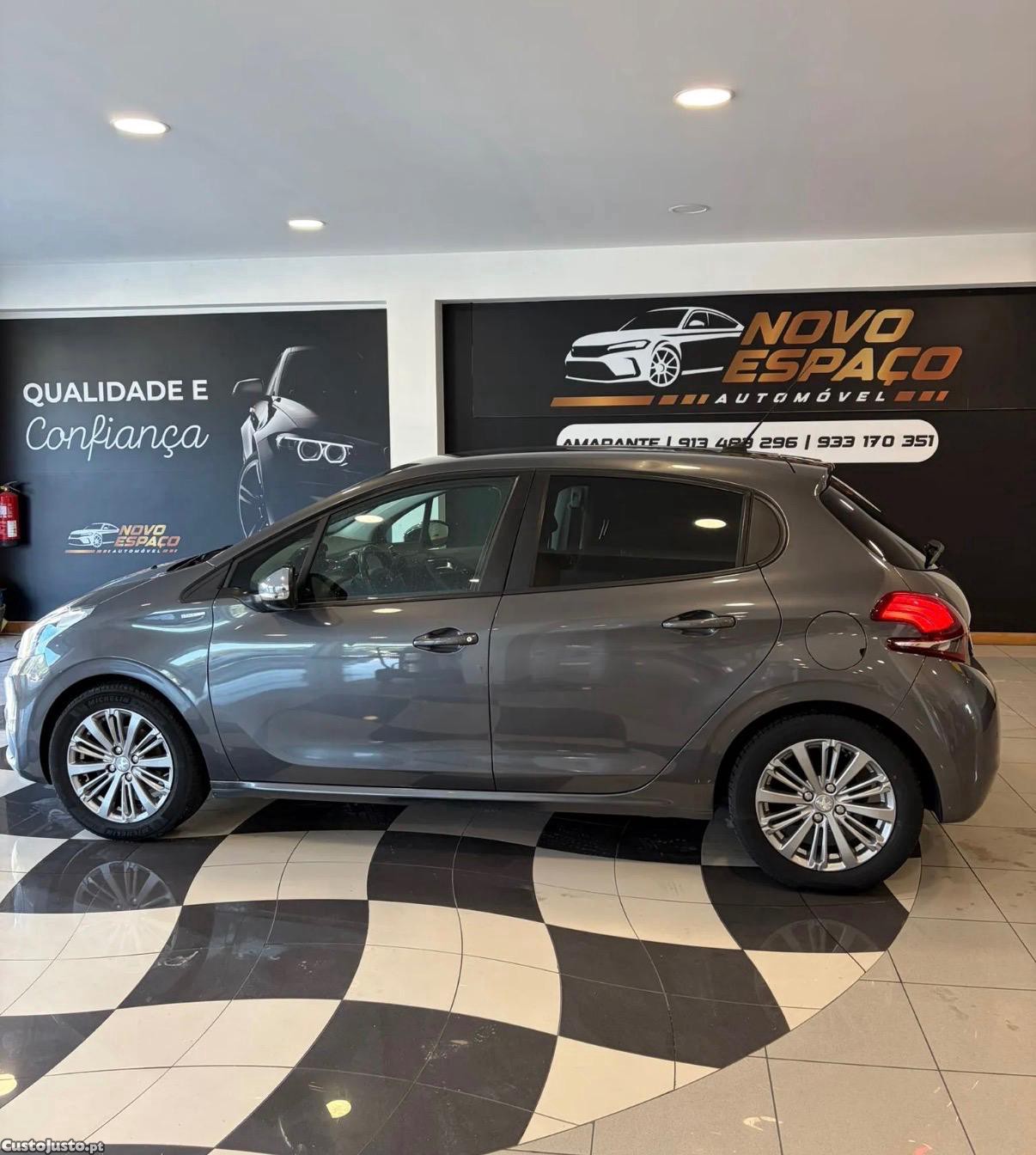 Peugeot 208 1.2 Puretech Style — fotografia 10