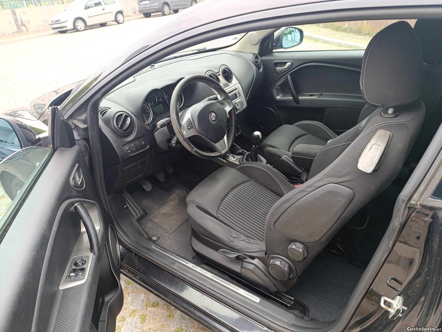 Alfa Romeo MiTo Distintive — fotografia 3