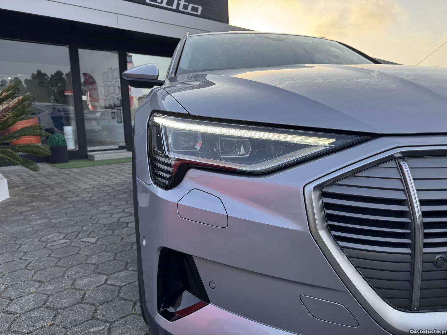 Audi e-tron 55 quattro advanced — fotografia 3