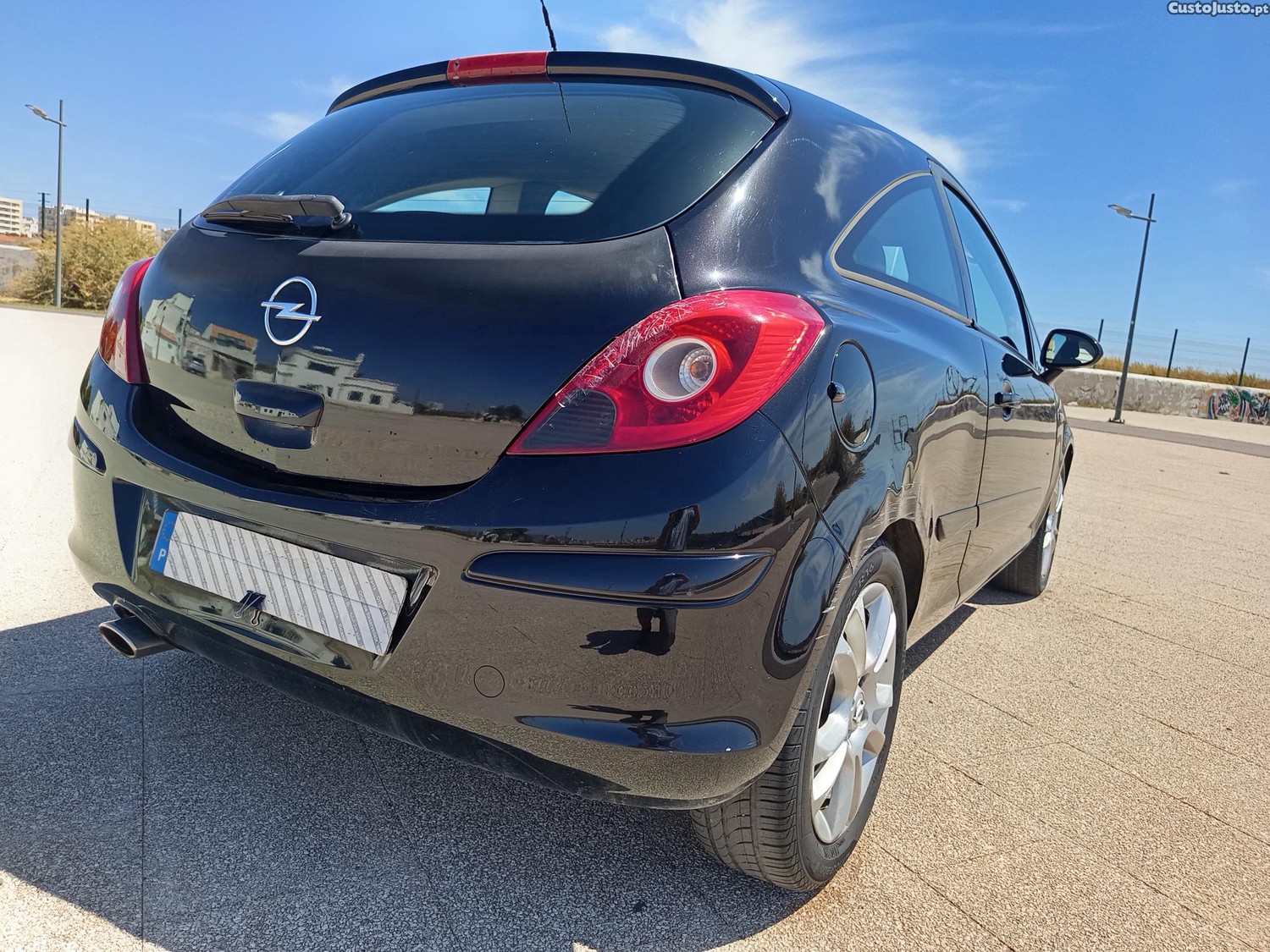 Opel Corsa 1.2 80CV Ar cond — fotografia 7
