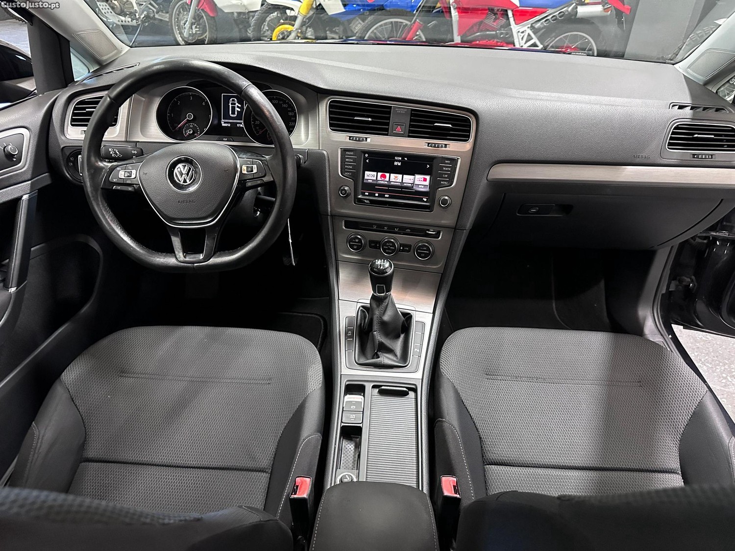 Volkswagen Golf Variant 1.6 TDi BlueMotion Confortline — fotografia 13