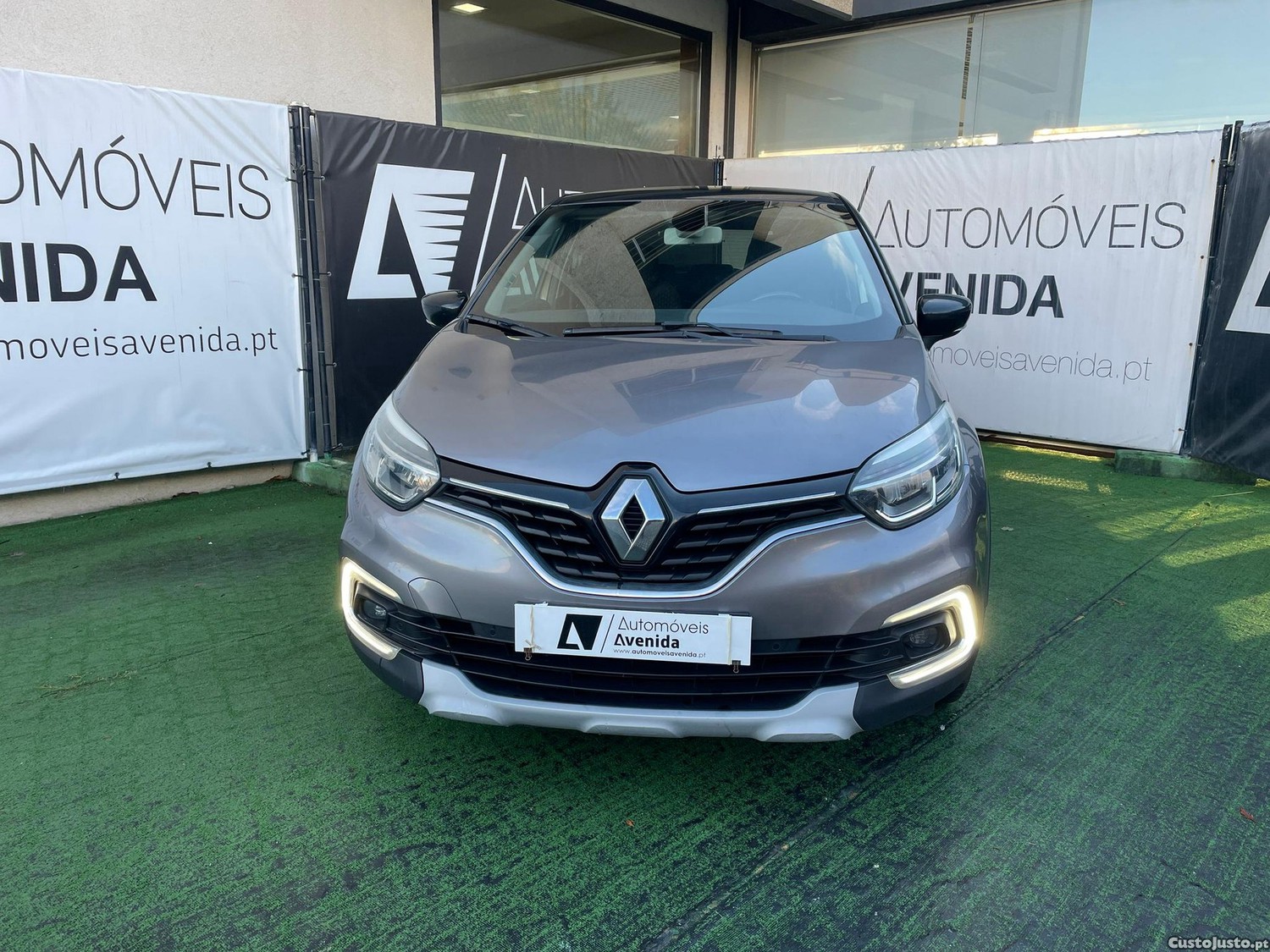 Renault Captur 0.9 TCe Exclusive — photo 3