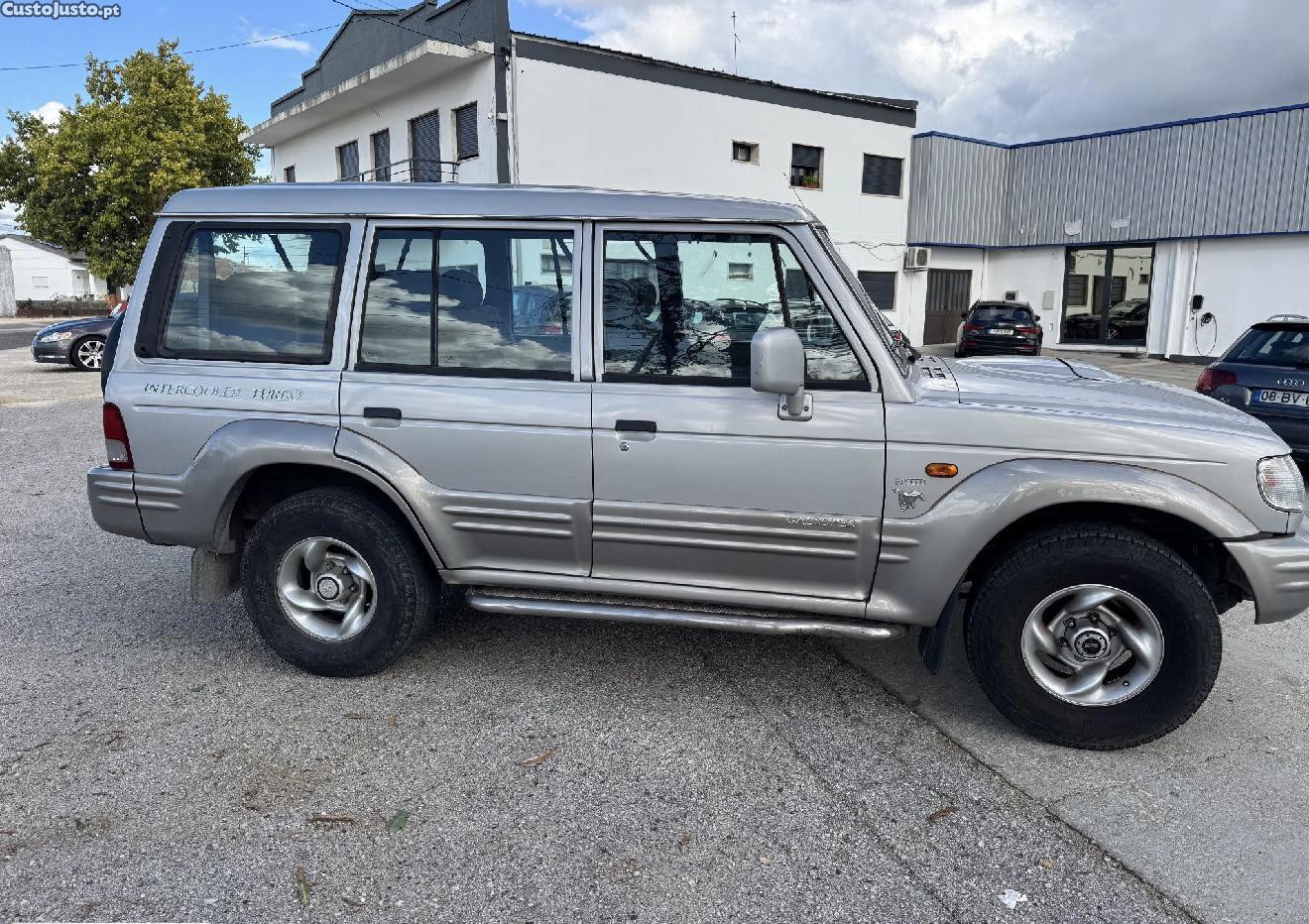 Hyundai Galloper 2.5 de 1998 de 7 lugares — fotografia 10