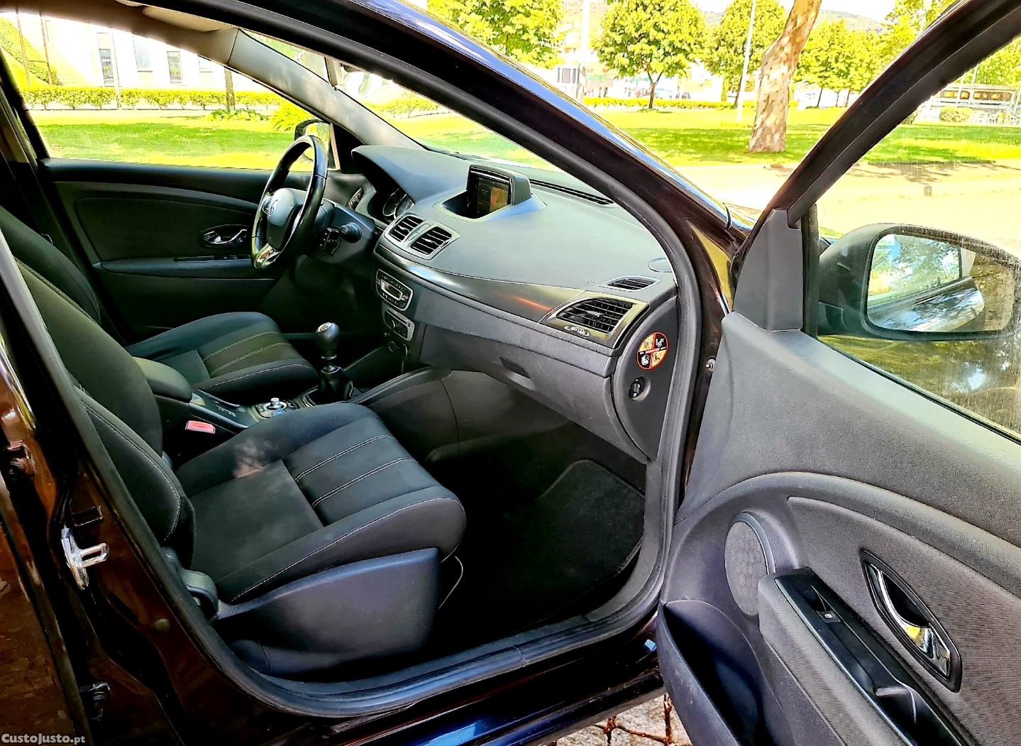 Renault Mégane GPS A/C Económica — fotografia 5