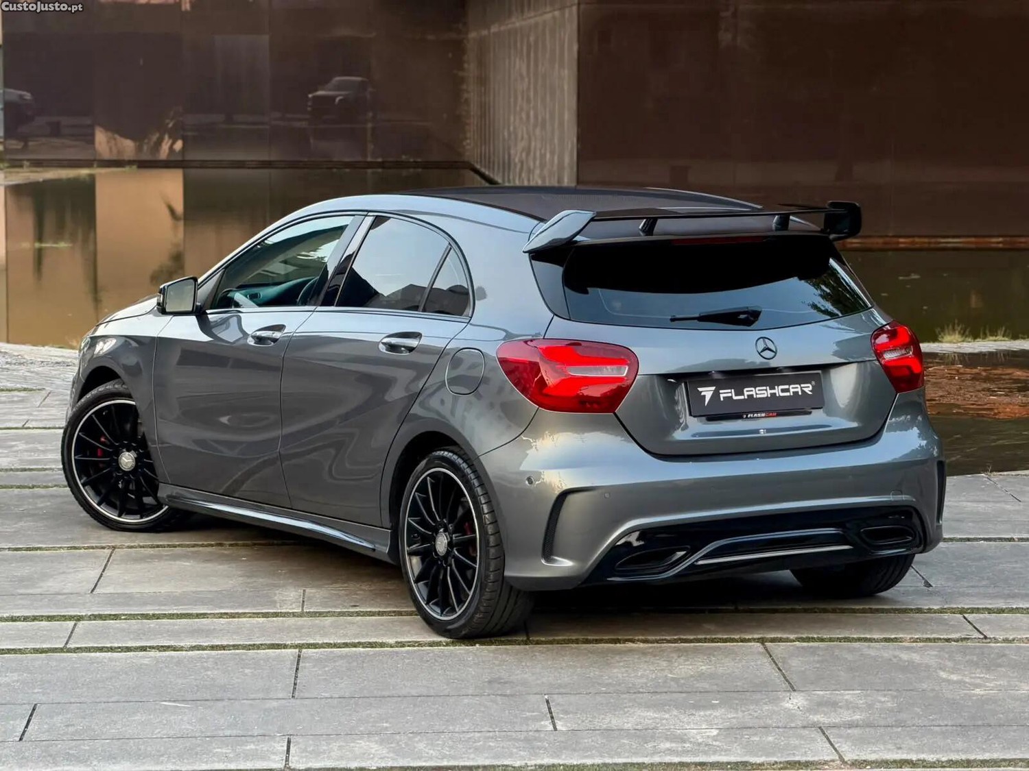 Mercedes-Benz A 180 AMG Line — fotografia 17