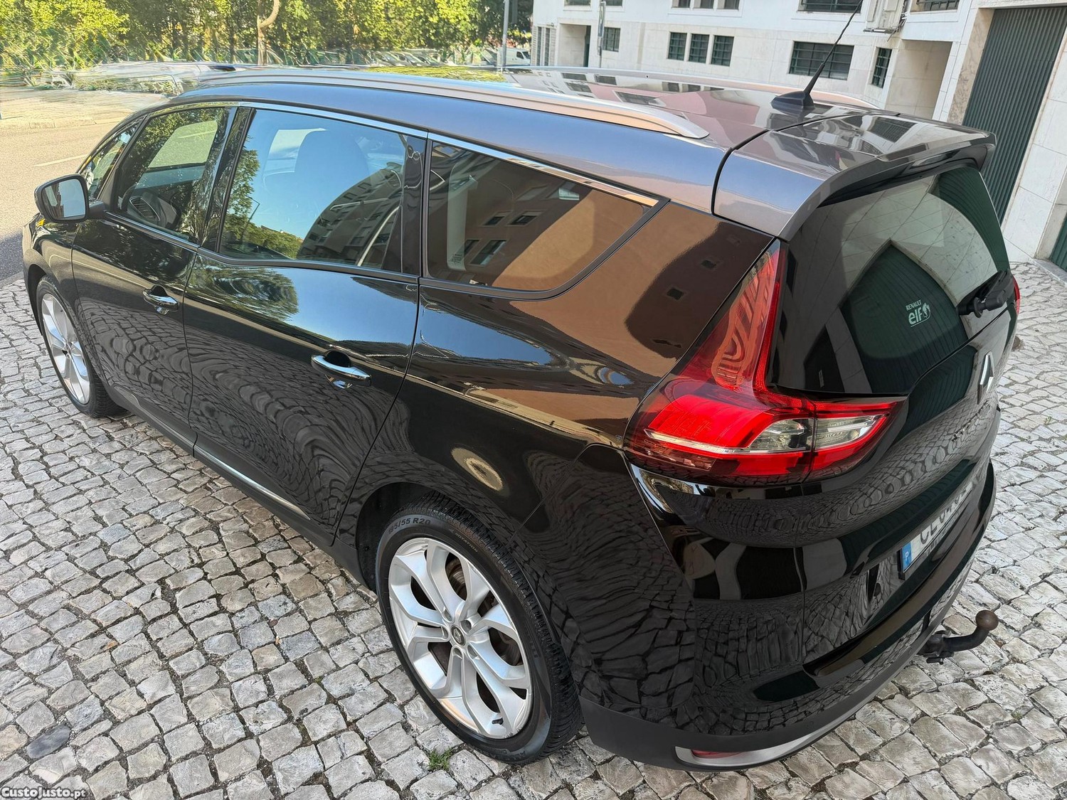Renault Grand Scénic ENERGY TCe 130 INTENS — fotografia 19