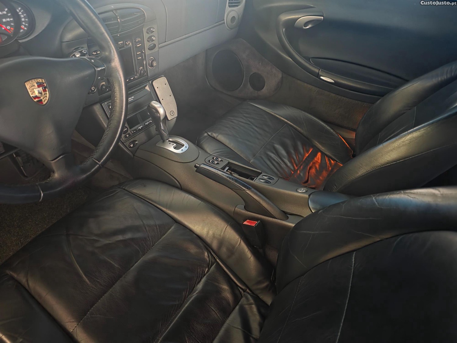 Porsche 911 Carrera (996) — fotografia 5