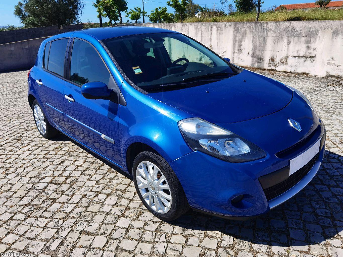 Renault Clio 1.2 Dynamic S GPS — fotografia 11