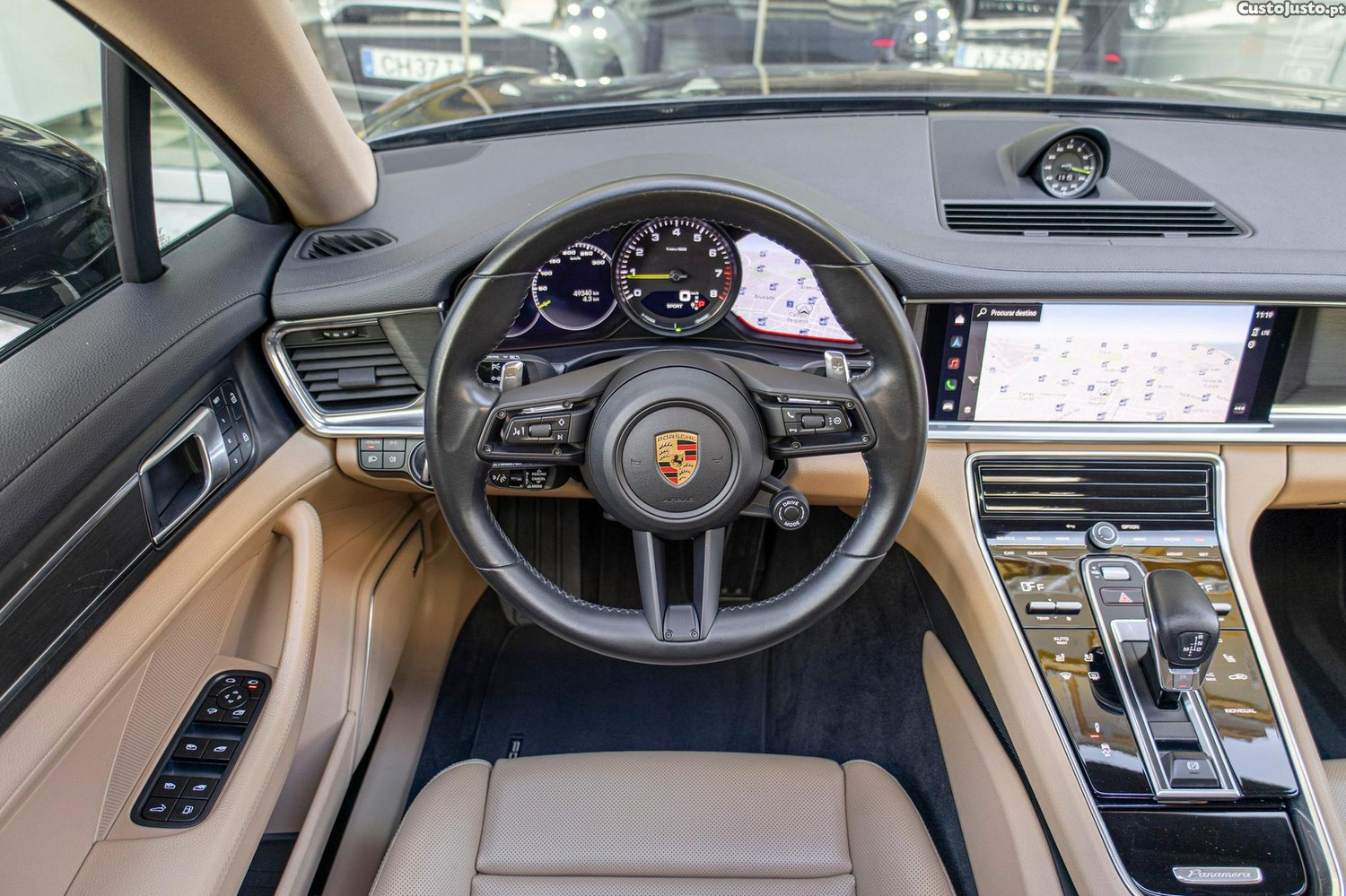 Porsche Panamera Sport Turismo 4 E-Hybrid Platinum Edition — fotografia 15