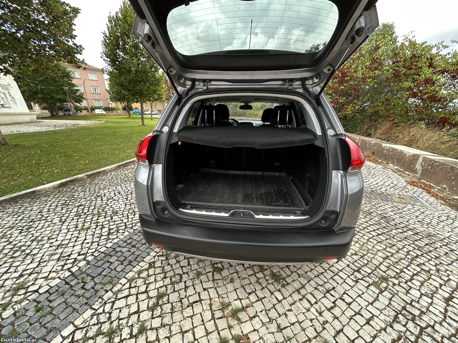 Peugeot 2008 ALLURE — fotografia 6