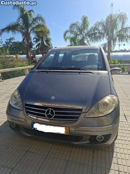Mercedes-Benz A 180 CDI Avangarde — fotografia 15