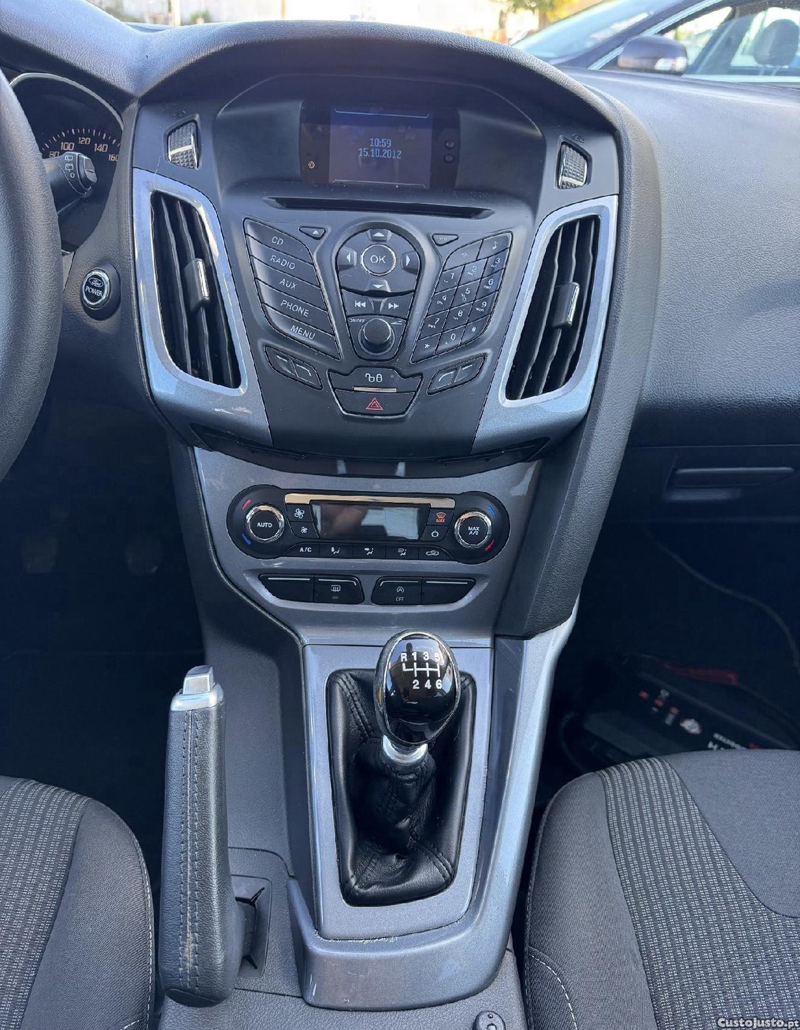 Ford Focus 1.0 SCTI de 2012 — fotografia 6