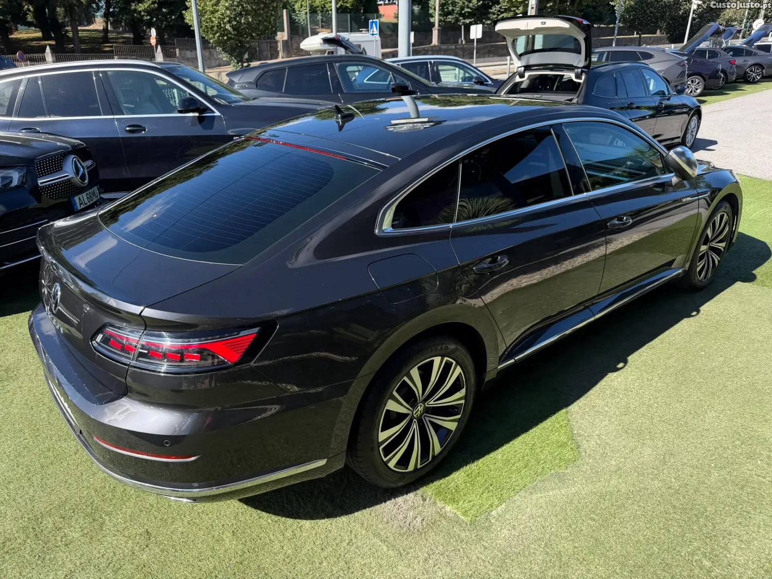 Volkswagen Arteon 2.0 TDI Elegance DSG — fotografia 23
