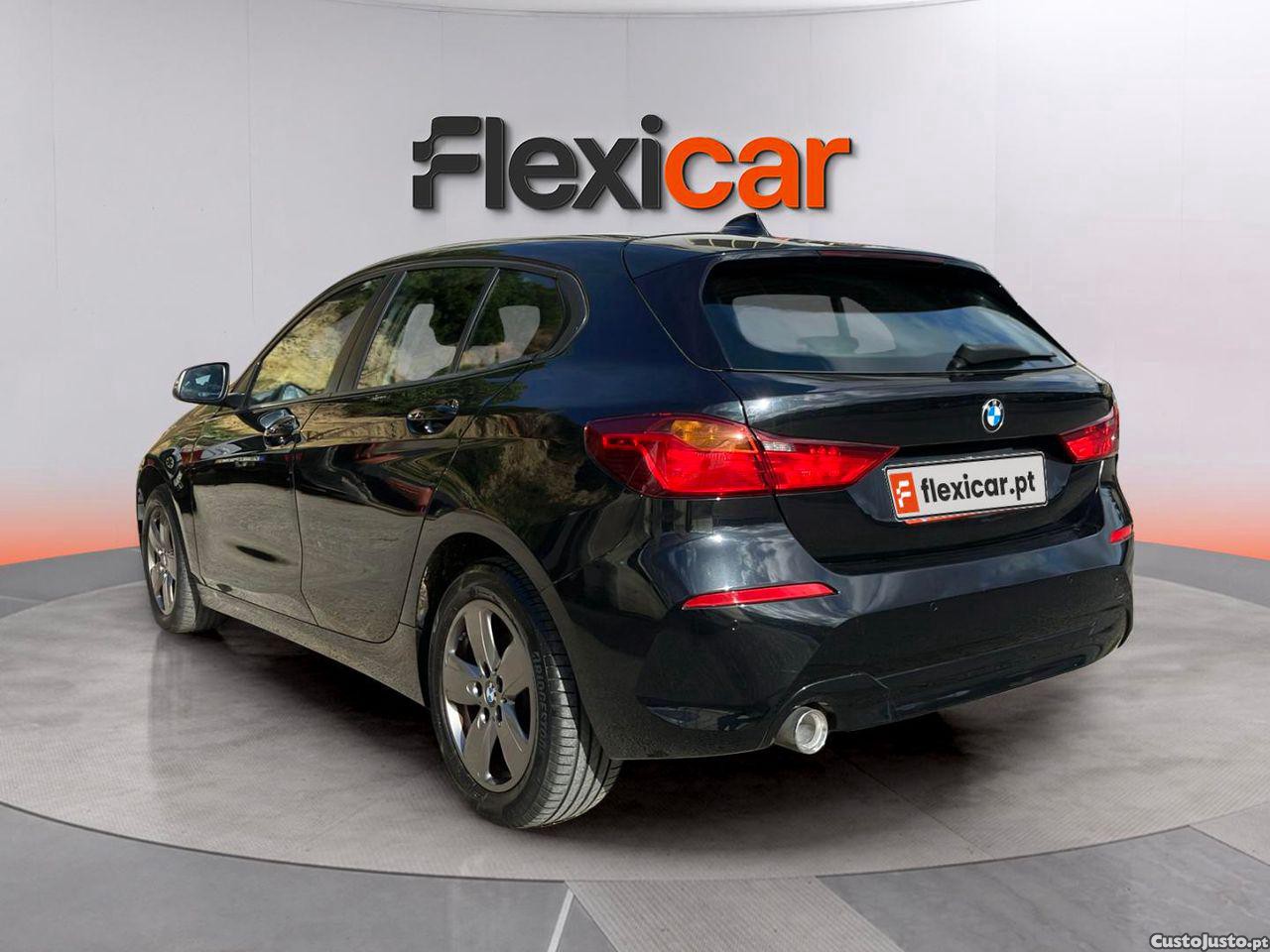 BMW 116 d Advantage — fotografia 14