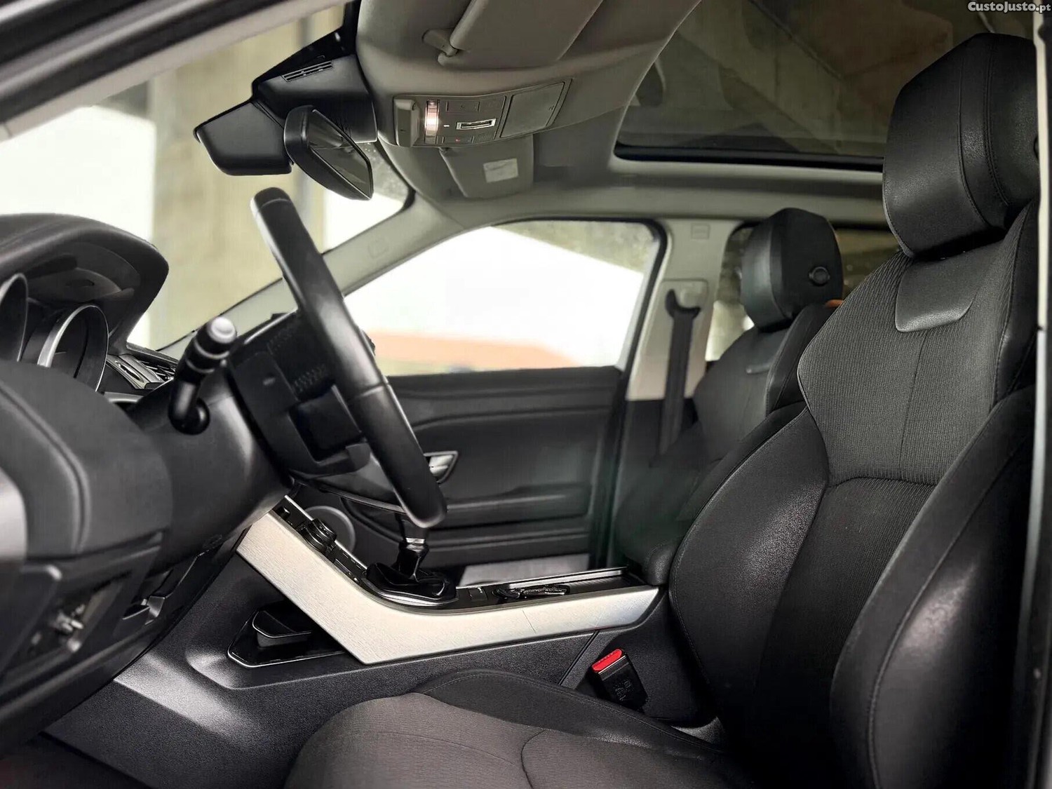 Land Rover Evoque Dynamic — fotografia 12