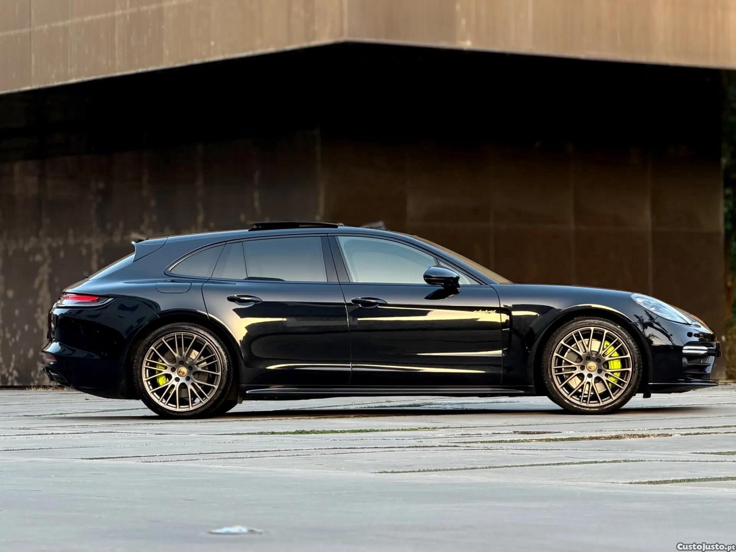 Porsche Panamera 4 E-Hybrid Platinum Edition PDLS — fotografia 9