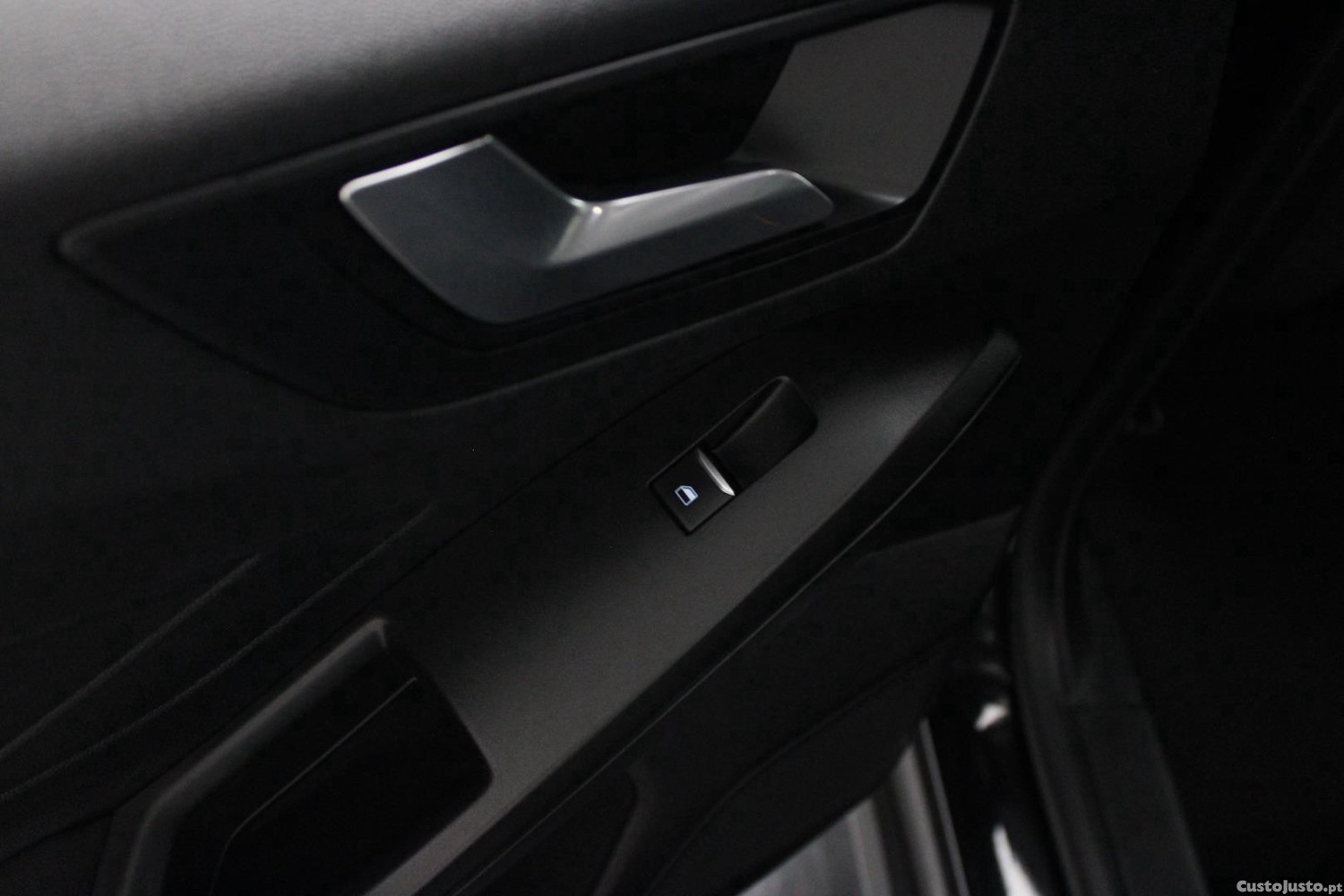 Ford Focus 1.0 ECOBOOST CONNECTED — fotografia 8